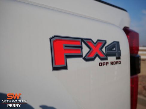 New 2026 Ford F350 Platinum w/ FX4 Off-Road Package image 11