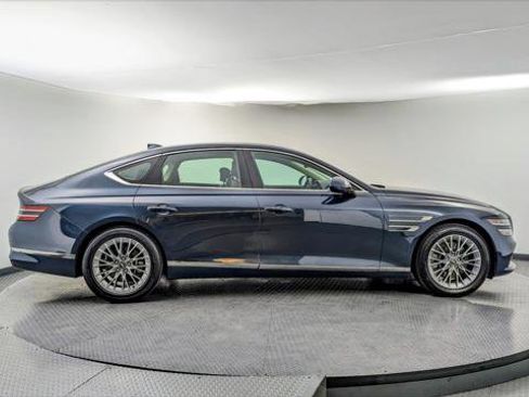 Used 2023 Genesis G80 2.5T image 9