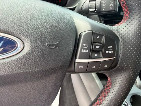 Certified 2024 Ford Escape ST-Line AWD/4WD image 30