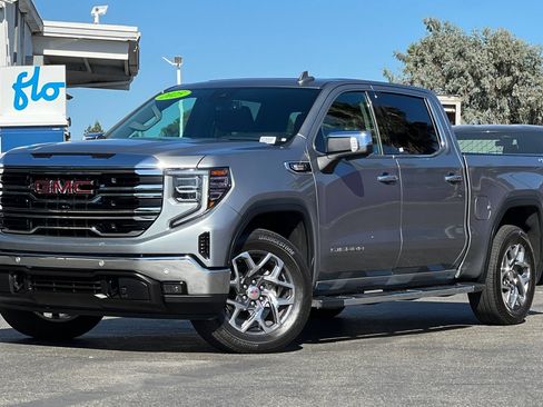Used 2025 GMC Sierra 1500 SLT w/ SLT Premium Plus Package AWD/4WD image 8