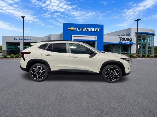 New 2026 Chevrolet Trax RS w/ Driver Confidence Package FWD image 8