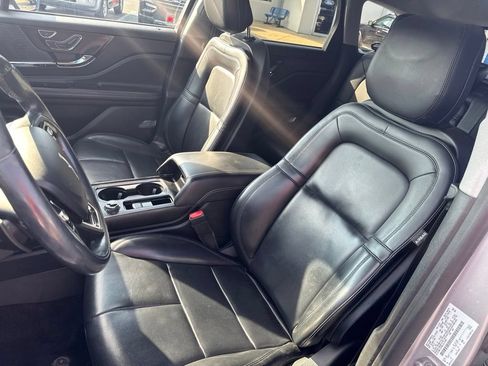 Used 2020 Lincoln Corsair AWD w/ Equipment Group 101A image 11