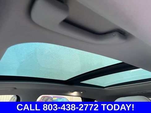 Used 2022 Hyundai Tucson Limited w/ Cargo Package FWD image 11