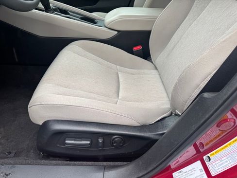 Used 2023 Honda Accord EX image 12