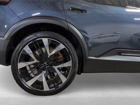 Used 2025 Polestar Polestar 3 image 25