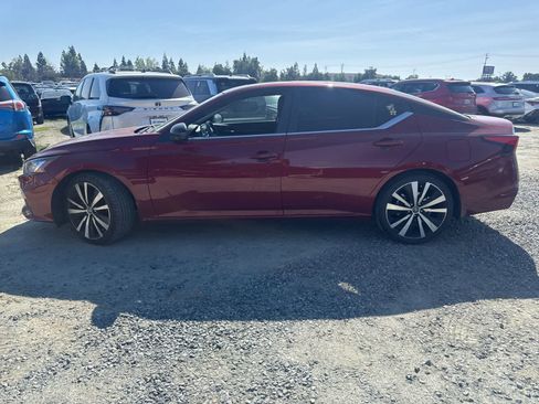 Used 2019 Nissan Altima 2.5 SR w/ SR Premium Package image 8