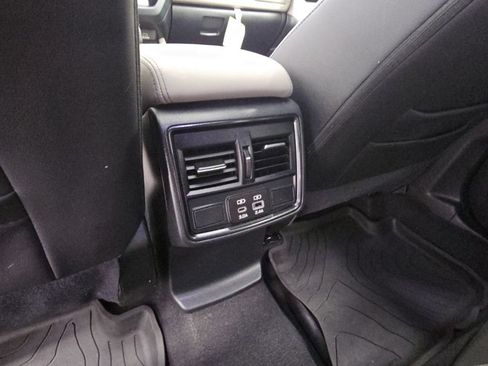 Used 2025 Subaru Forester Limited w/ Popular Package #2 AWD/4WD image 32