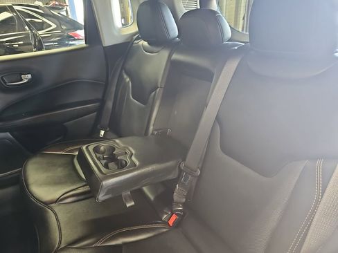 Used 2020 Jeep Compass Limited w/ Premium Lighting Group image 13