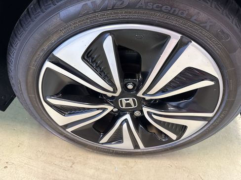 Used 2018 Honda Civic EX-T image 33