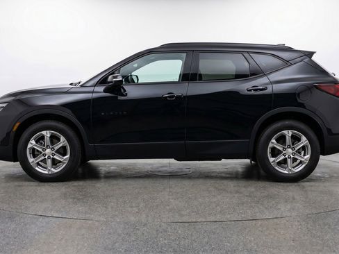 Used 2025 Chevrolet Blazer LT FWD image 5