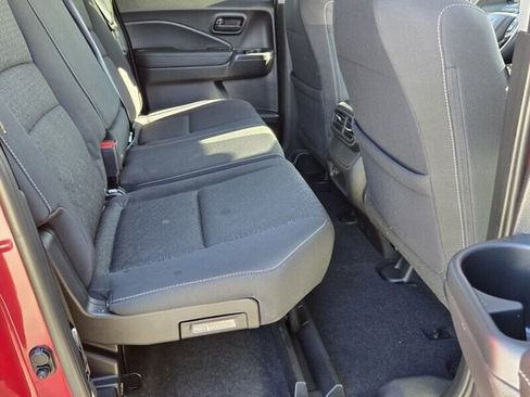 Used 2025 Honda Ridgeline Sport image 15