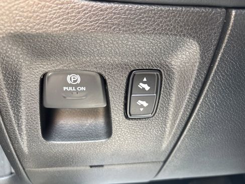 Used 2023 RAM 1500 Limited AWD/4WD image 27