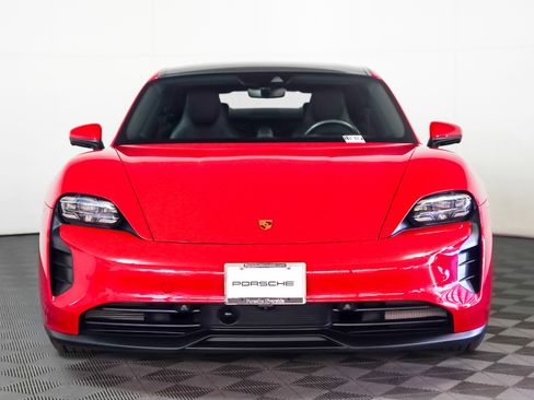 Used 2024 Porsche Taycan 4S w/ Premium Package image 7