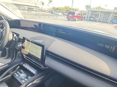 New 2026 Lincoln Nautilus Premier image 26