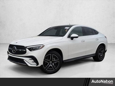 Used 2025 Mercedes-Benz GLC 300 4MATIC w/ AMG Line image 1