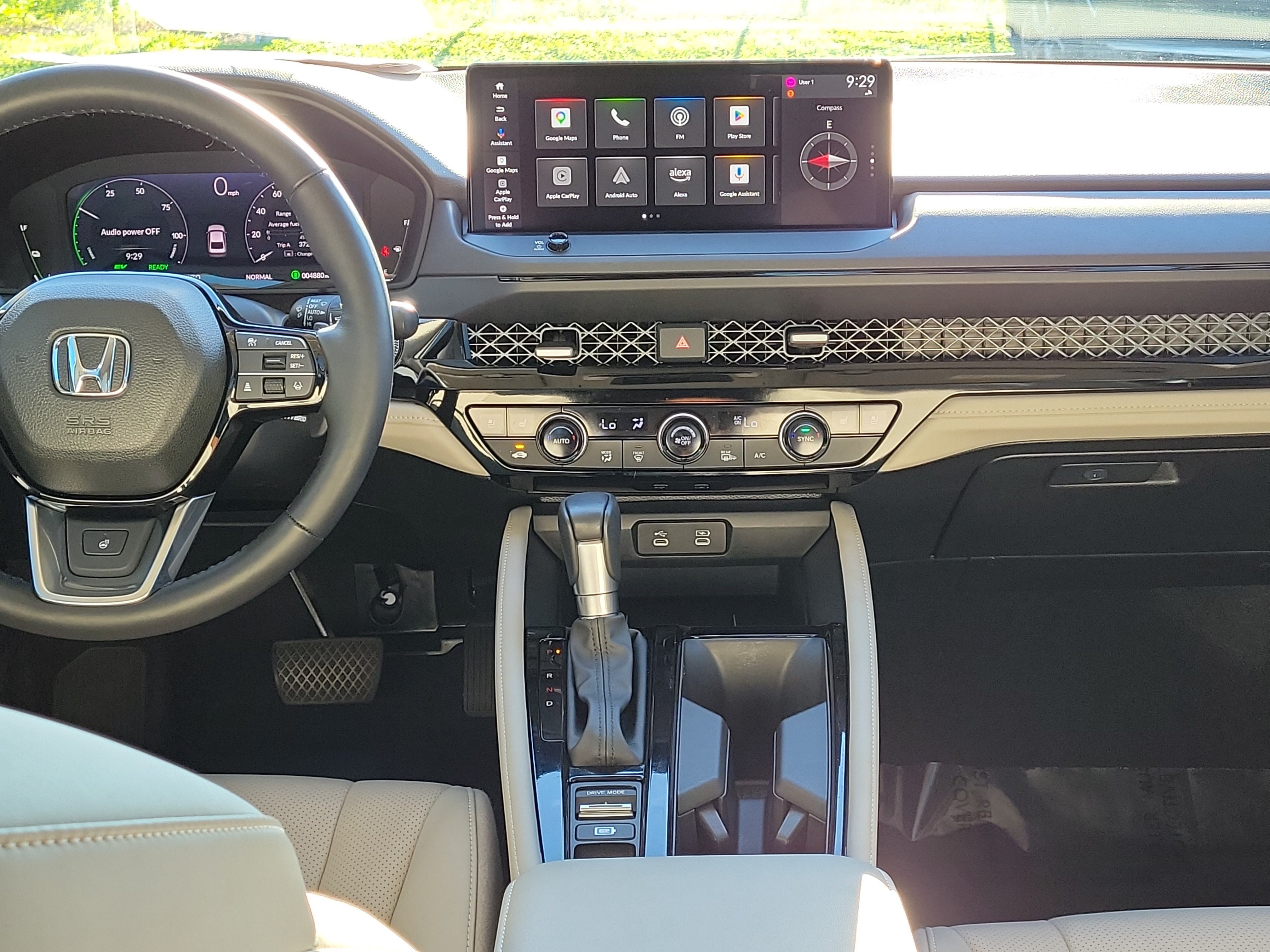 Used 2025 Honda Accord Touring image 16