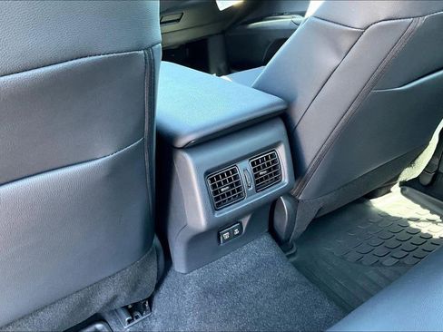 Used 2026 Toyota Camry SE image 12