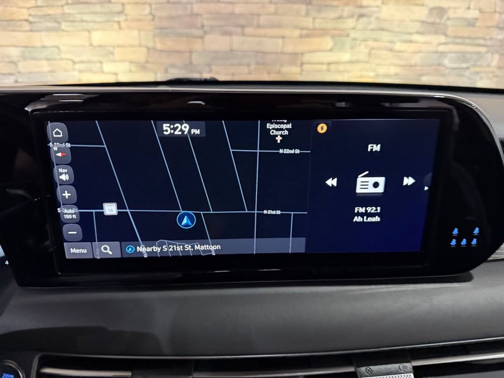 Used 2023 Hyundai Palisade Limited AWD/4WD image 3