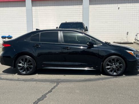 Certified 2023 Toyota Corolla SE w/ SE Premium Package image 3