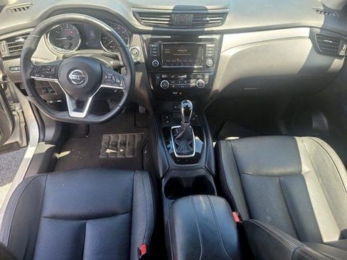 Used 2020 Nissan Rogue Sport SL FWD image 16