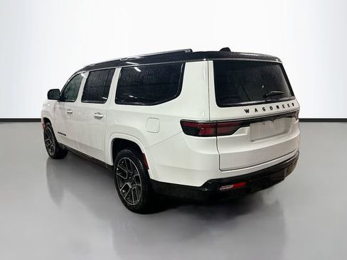 New 2025 Jeep Wagoneer L Series III w/ Quick Order Package 25C Super image 8
