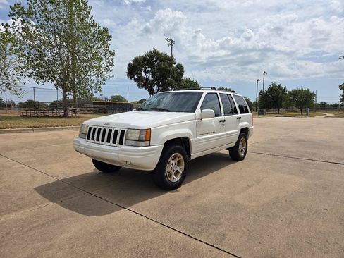 Used 1998 Jeep Grand Cherokee Limited AWD/4WD image 3
