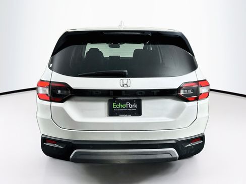 Used 2025 Honda Pilot EX-L image 7