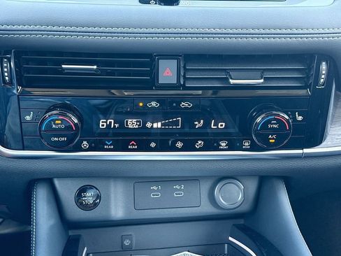 New 2026 Nissan Rogue Platinum image 16