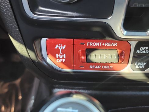 Used 2021 Jeep Wrangler Unlimited Rubicon AWD/4WD image 24