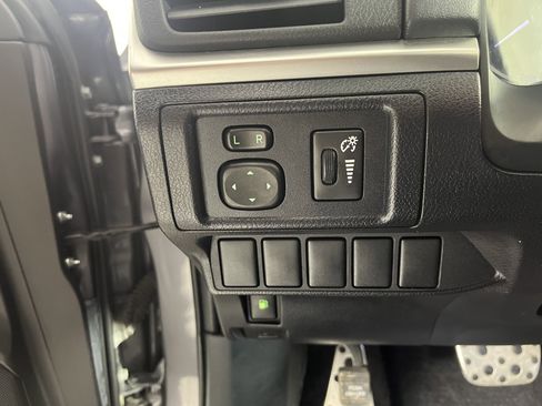 Used 2012 Lexus CT 200h Premium image 20