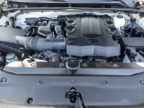 Certified 2023 Toyota 4Runner Limited AWD/4WD image 33