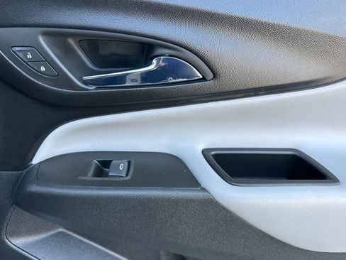 Used 2022 Chevrolet Equinox LT image 21