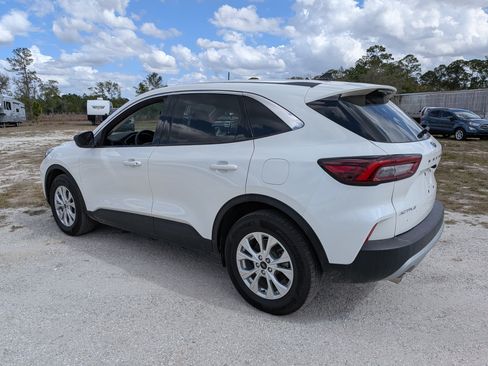 Used 2023 Ford Escape Active AWD/4WD image 6