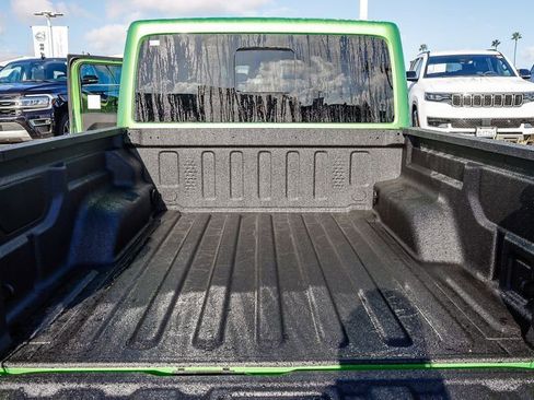 New 2026 Jeep Gladiator Mojave image 27