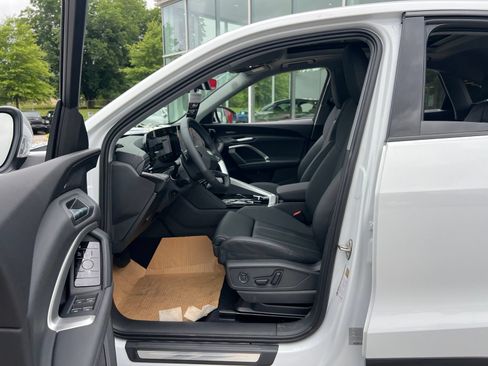 New 2026 Audi Q5 Premium Plus AWD/4WD image 25