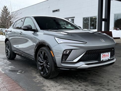 Used 2024 Buick Envista Sport Touring w/ Convenience I Package image 3