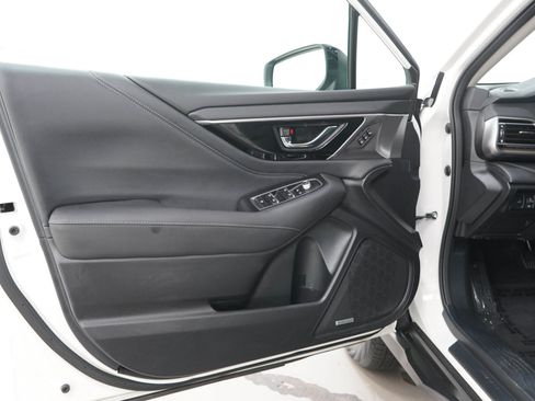 Used 2024 Subaru Outback Limited AWD/4WD image 19