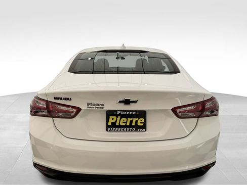 Used 2022 Chevrolet Malibu LT image 3