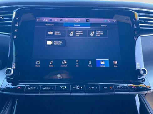 Used 2023 Jeep Wagoneer Series II AWD/4WD image 41