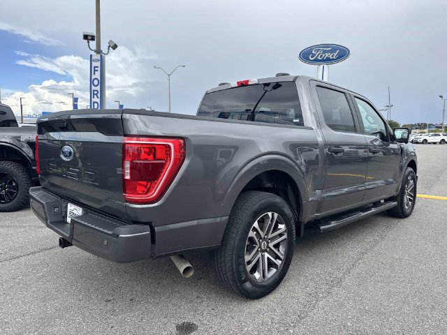 Used 2022 Ford F150 XL w/ STX Appearance Package RWD image 5