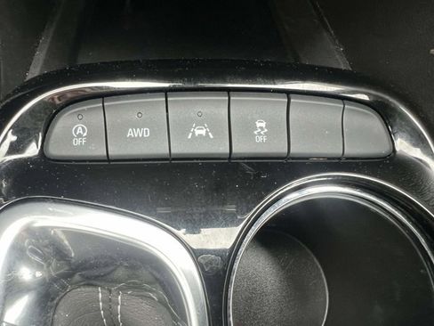 Used 2022 Buick Encore GX Select w/ Experience Buick Package AWD/4WD image 32