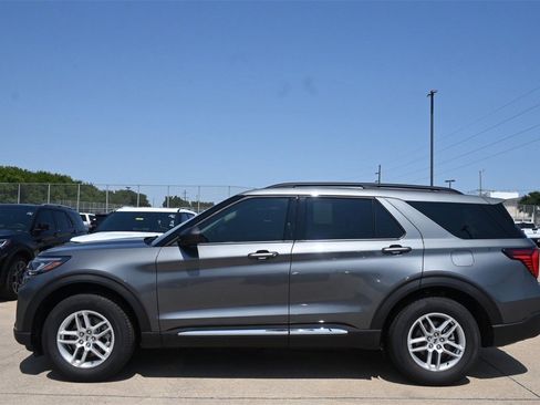 New 2025 Ford Explorer Active w/ Active Comfort Package image 26