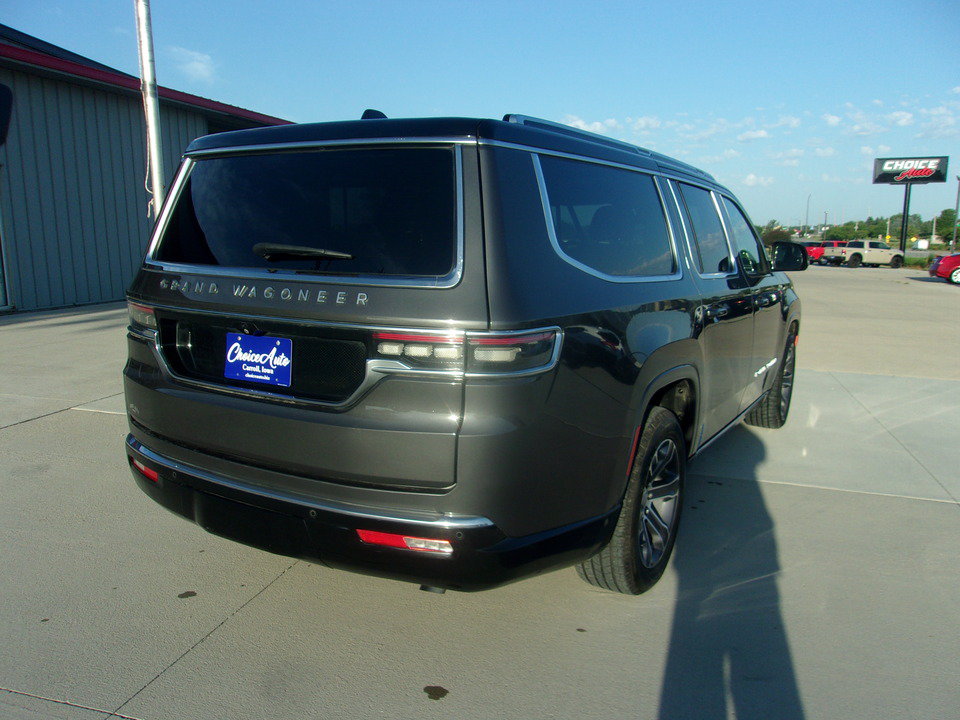 Used 2024 Jeep Grand Wagoneer L 4WD image 3