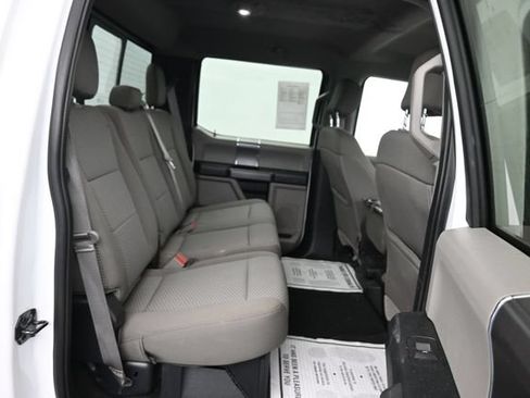 Used 2019 Ford F350 XLT w/ XLT Premium Package AWD/4WD image 6