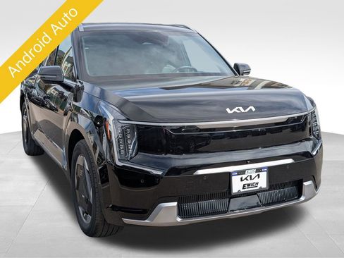 Certified 2024 Kia EV9 Land image 6