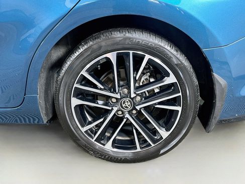 Used 2026 Toyota Camry XLE AWD/4WD image 30