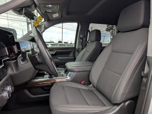 Used 2023 GMC Sierra 1500 Elevation w/ X31 Off-Road Package image 2