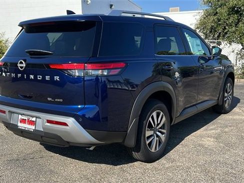 New 2025 Nissan Pathfinder SL w/ Cargo Package image 4