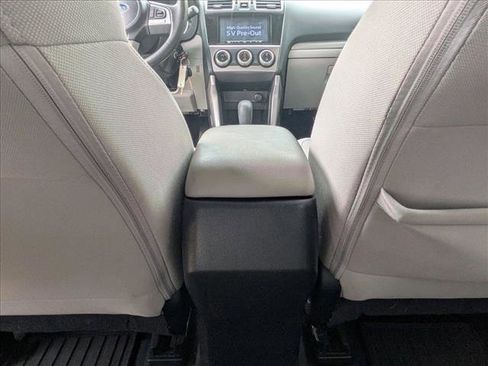 Used 2017 Subaru Forester 2.5i Premium w/ All-Weather Package AWD/4WD image 13