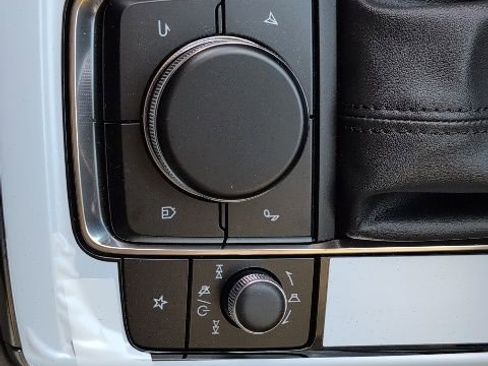 Used 2025 MAZDA CX-30 AWD 2.5 S w/ Premium Package image 35